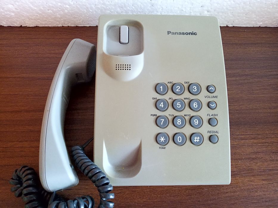 Продам телефон стационарный.