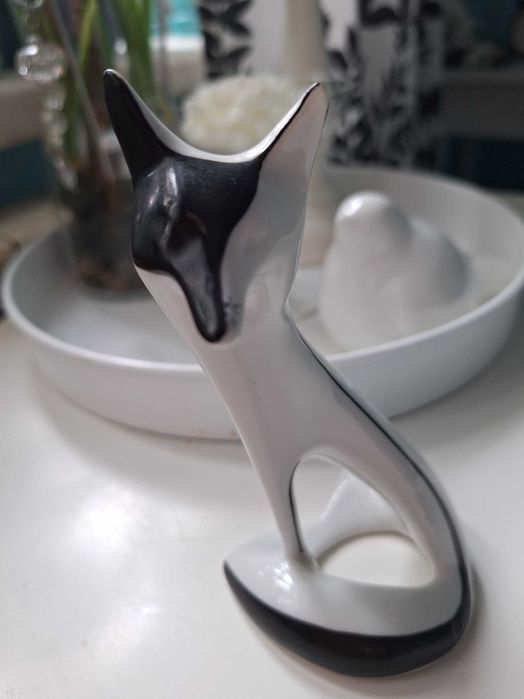 Lisek siedzący figurka Ćmielów New Look PRL