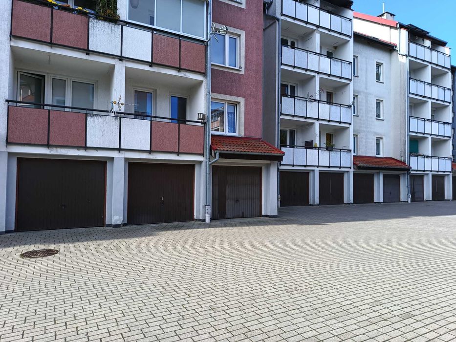 Sprzedam garaż  Mrągowo