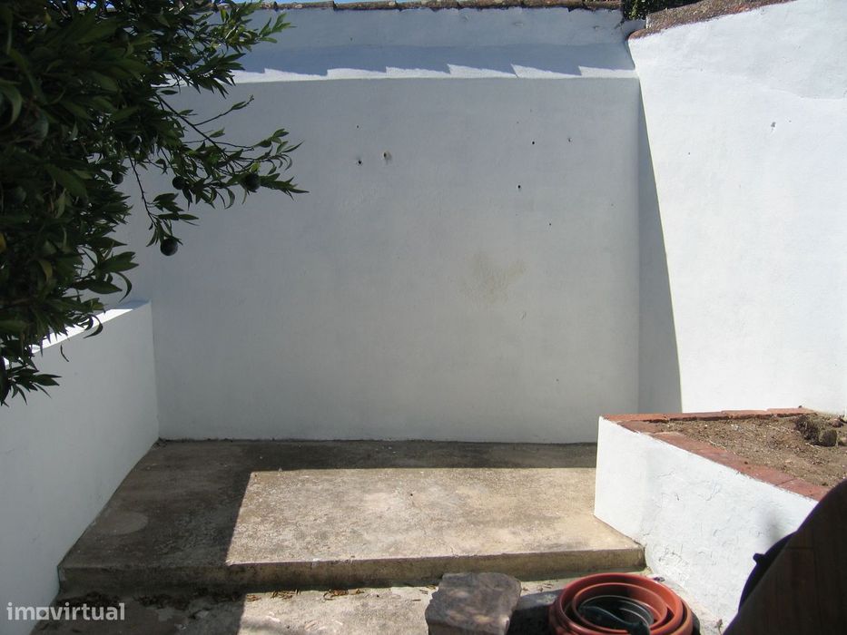 Apartamento T4 Duplex com Jardim e Varanda