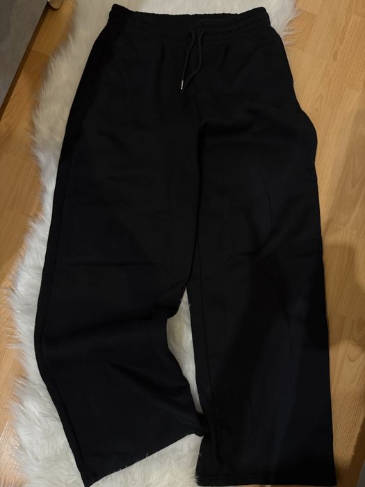 Спортивні штани прямого крою на флісі
