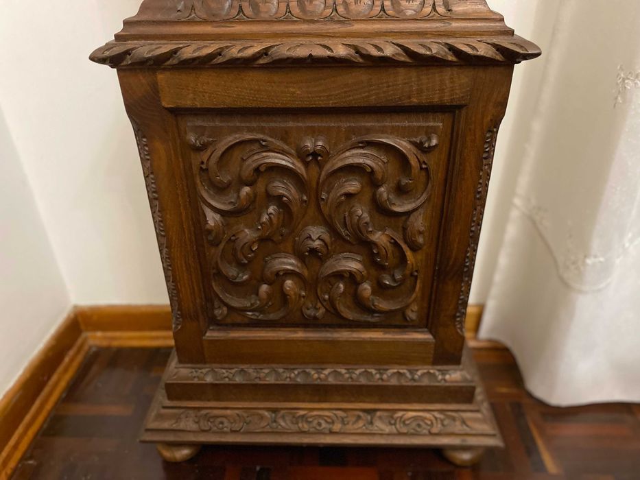 Relógio de pêndulo - uma peça única para a sua decoração