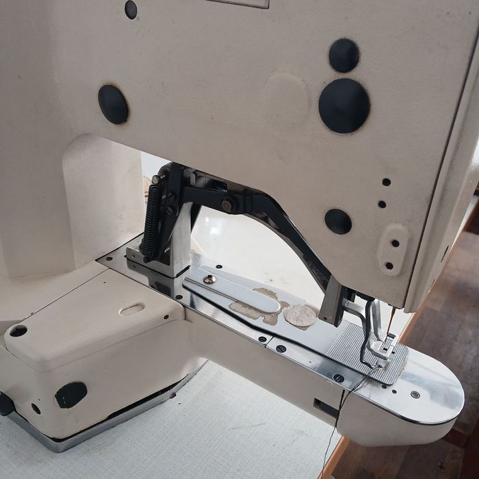 Закріпочна машина Juki LK-1852