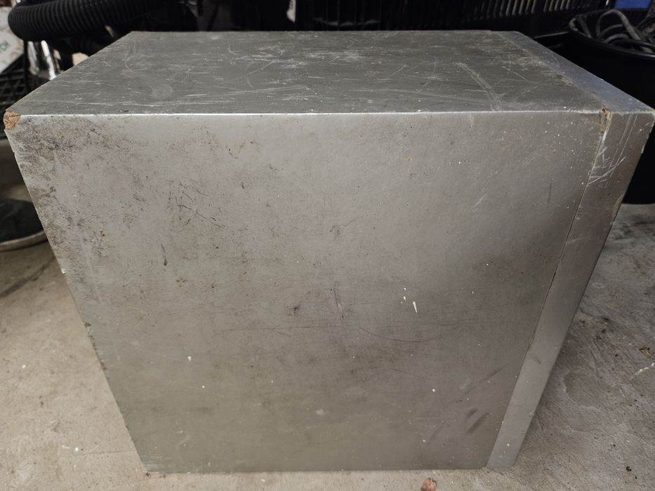Sprzedam subwoofer jvc dużej mocy 60w