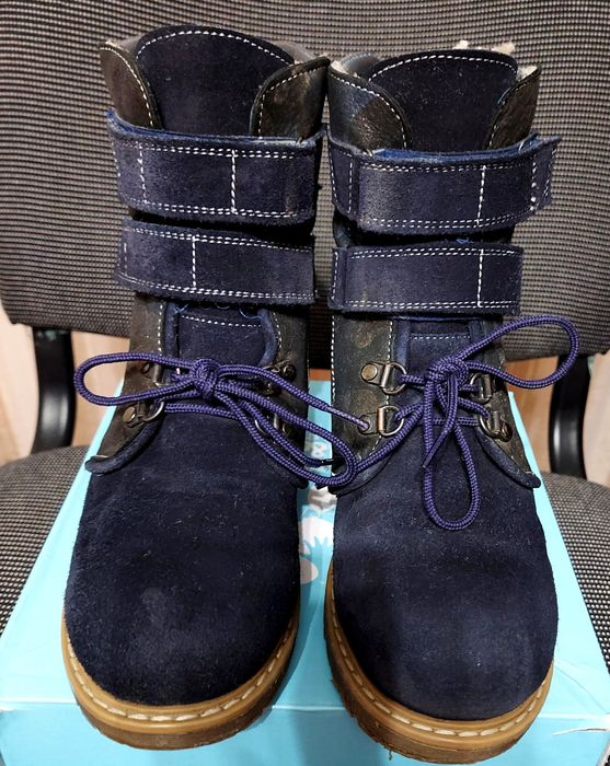 Продам зимние ортопедические ботинки на мальчика!