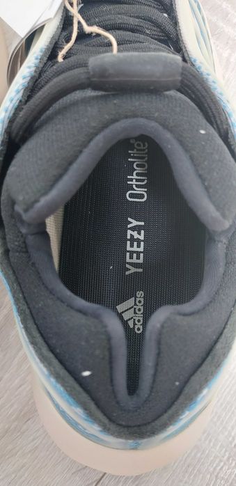 adidas gazelle silver green womens ID1674 adidas Yeezy 700 V3 Fade Salt [USED]