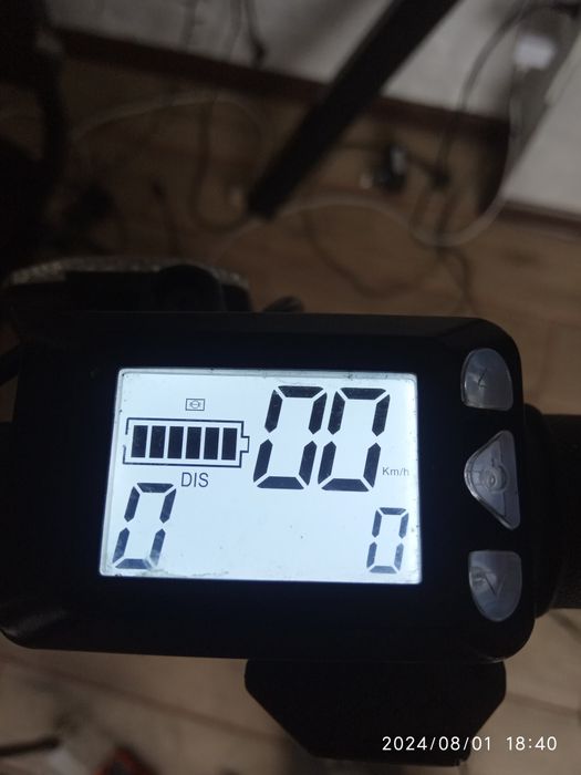 Електро самокат Denver. Потрібна заміна батареї.