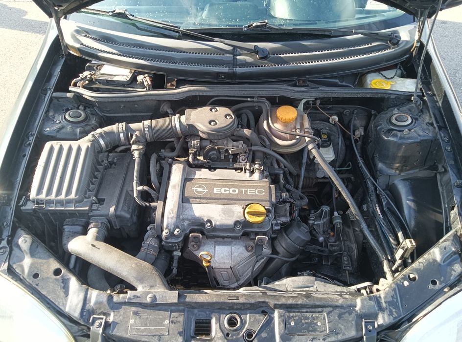 Opel Corsa 4 Portas