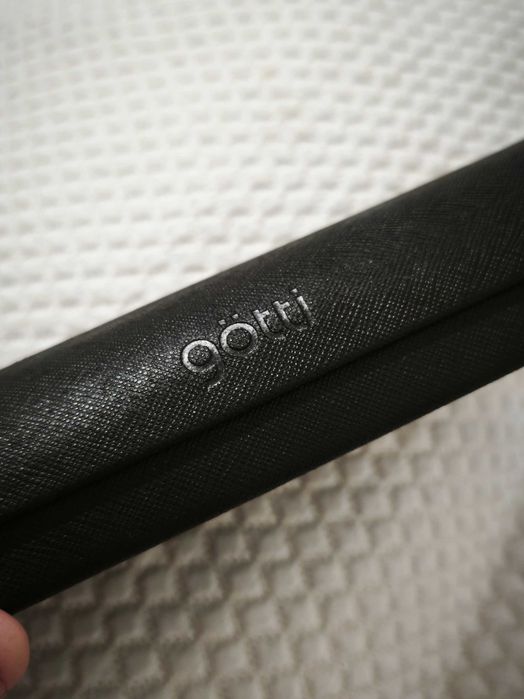 Estojo caixa para óculos da marca Götti switzerland