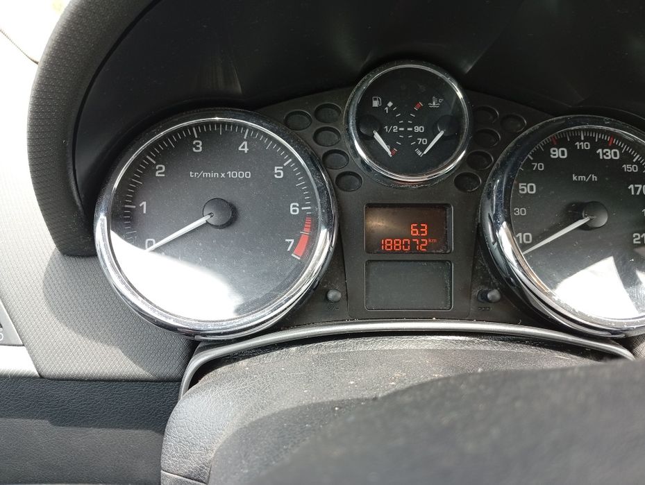 Peugeot 207 1.4i 16v 90cv