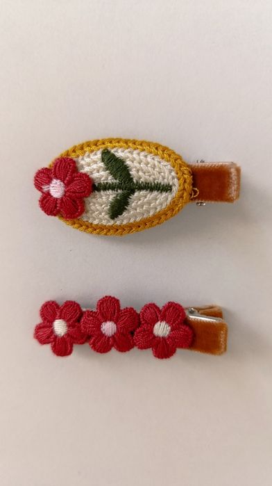 Dziewczęce retro spinki do włosów boho