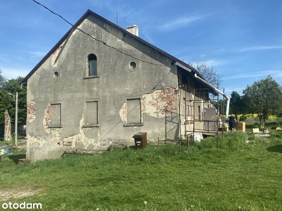 Wolnostojący dom plus budynek gospodarczy