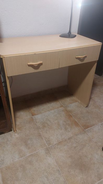 Secretária madeira de pinho com duas gavetas