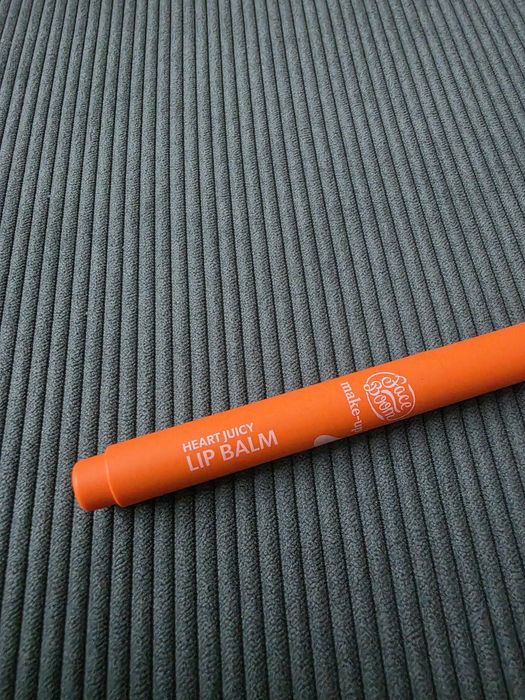 FACEBOOM balsam do ust, nr 02 Magic 1,2 g