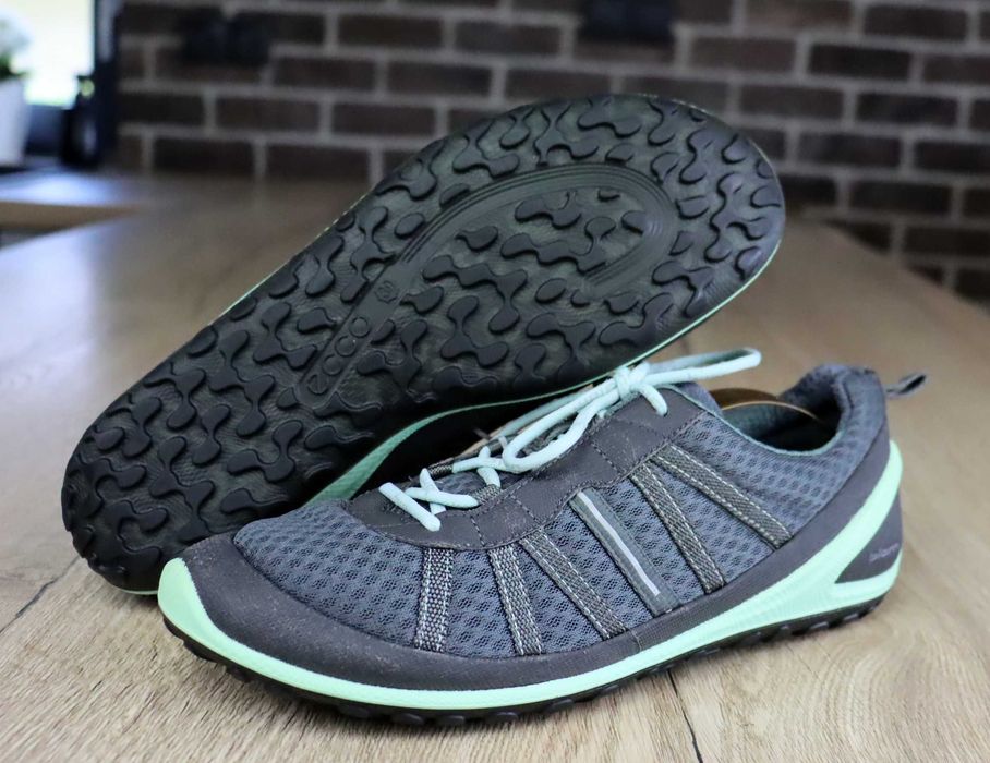 Ecco biom sportowe damskie sneakersy 39 ( 26 cm)