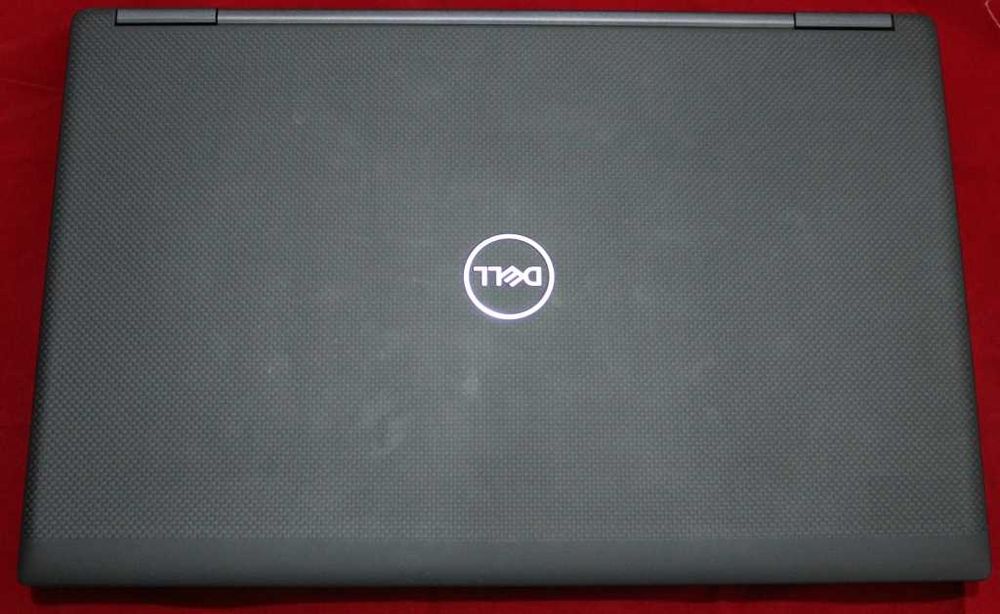 Ноутбук для игр 17.3" Dell 7740 Xeon E-2286M 8 Core | 16 Gb | 512 Gb | NVIDIA 8 Gb | FullHD