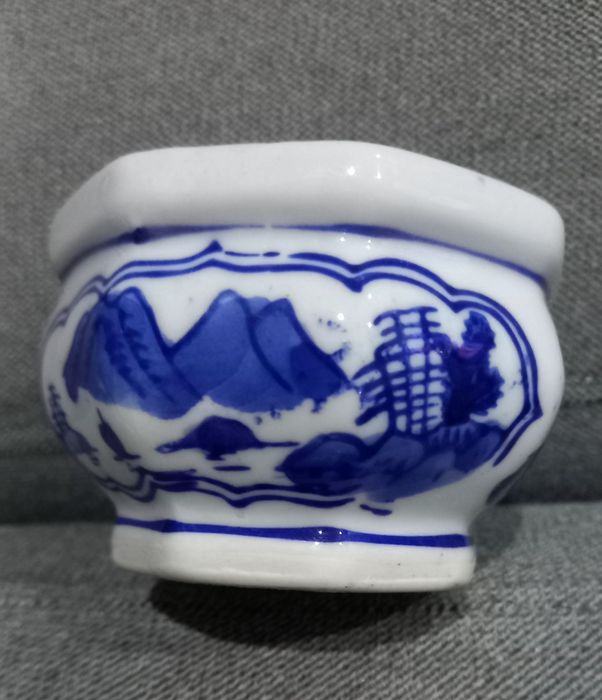 Mini-vaso vintage, azul e branco