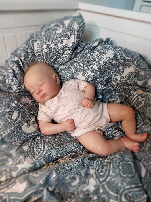 lalka reborn modelu Realborn Autumn Asleep