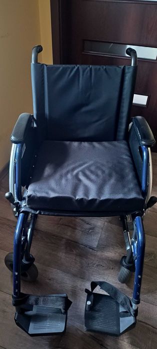 Wózek inwalidzki szeroki