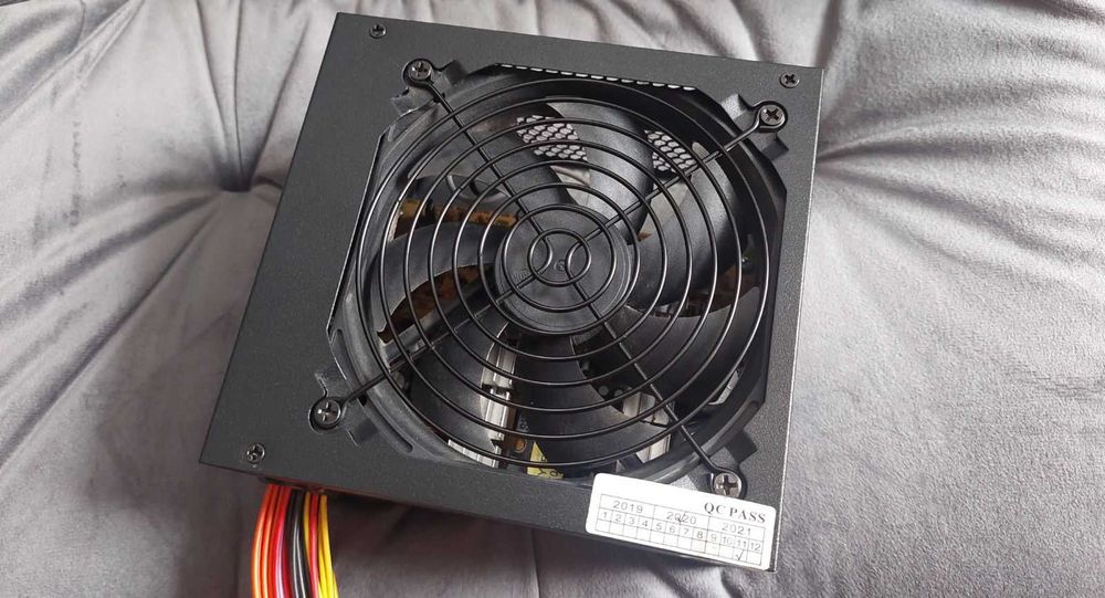 Entry-Ігрові комплектуючі