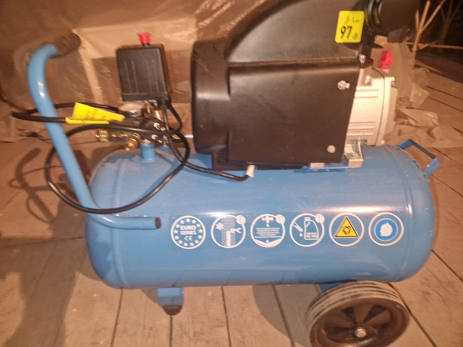 Kompresor olejowy 50l 8bar akcesoria