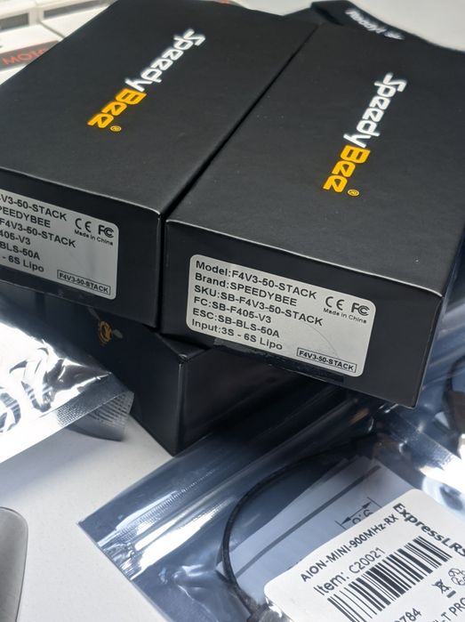 Speedybee F4V3-50-STACK FPV стек F405 50A конроллер польоту регулятор ...
