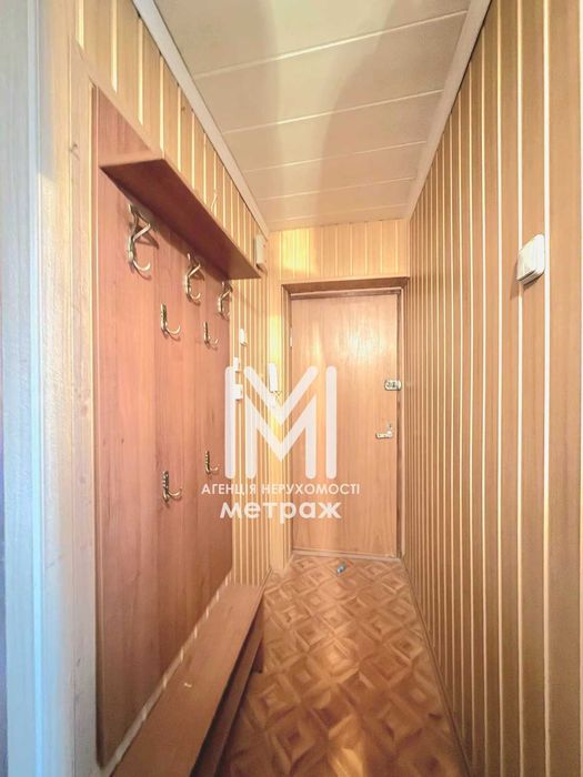 Продаю 3-к квартиру метро Научная, Новгородская