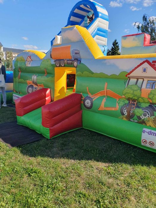 Plac zabaw dmuchany Bob