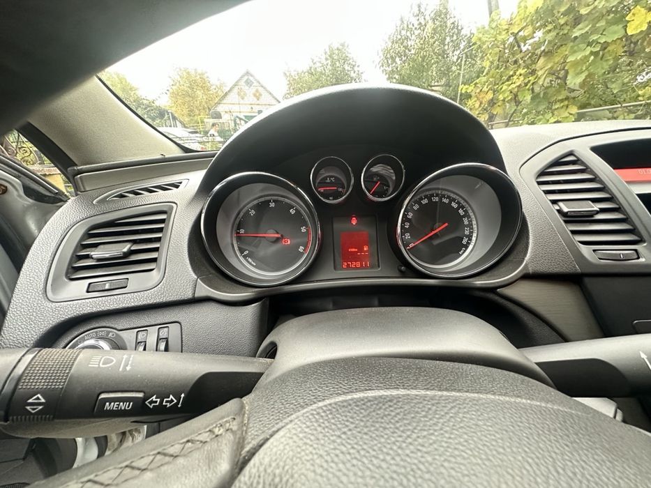Opel insignia 2.0