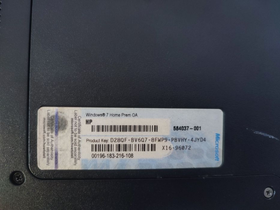 HP Pavilion g7-1219wm 17" не робочий.