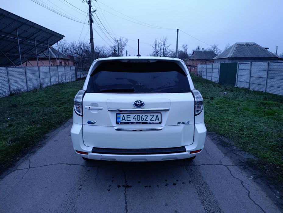 Продам Тайоту елктро