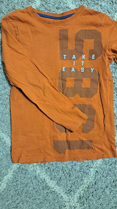 Zestaw koszulek i bluz