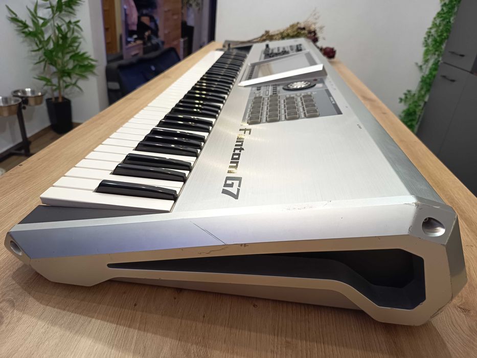 Roland Fantom G7