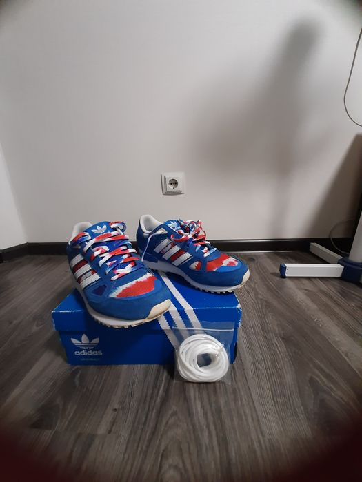 Продам  кросівки  Adidas