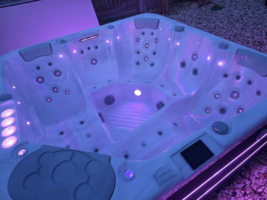Nowa Wanna spa , jacuzzi ogrodowe, Balboa , 2 leżanki - FV,raty 0