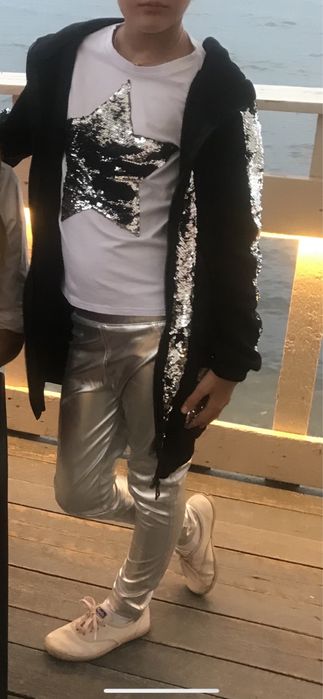 Кофта  на флисе  удлиненная на 8-10 лет