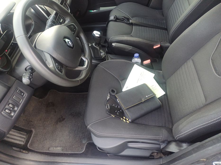 Clio 1.5  Limited  80 000 kms