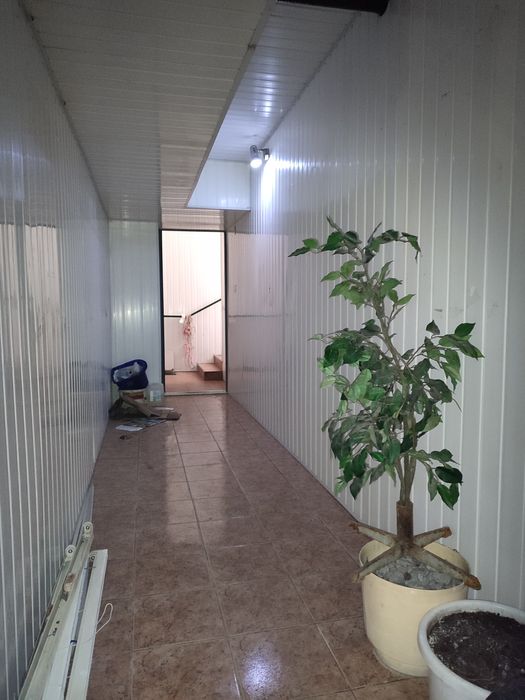 75м2, окремий вхід з вулиці, вул. Васильківська 42, Голосіївський р.