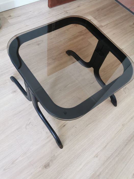 Mesa de centro tampo em vidro