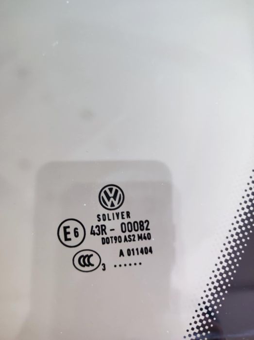 Szybka drzwi Volkswagen Passat B7 sedan