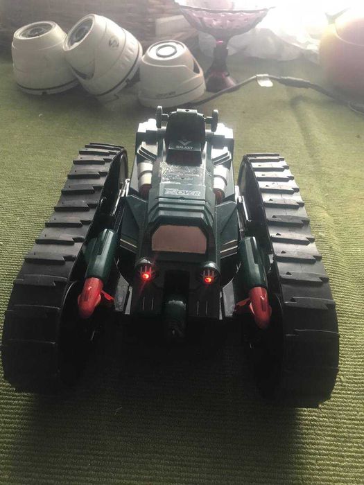 танк на рідокеруванні трюковий ROVER  r6