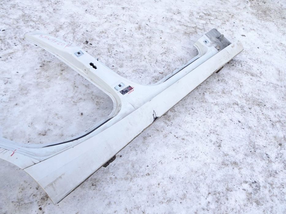 próg prawy bmw 1 f20 f21 300