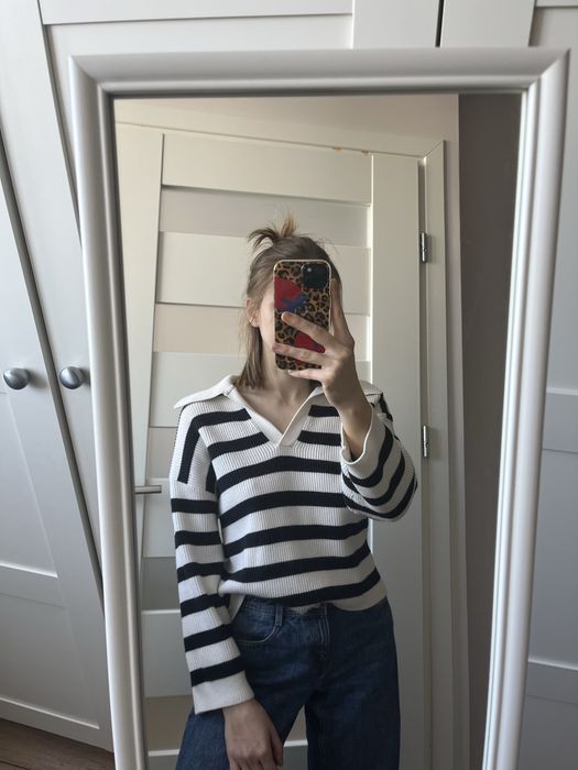 Sweter granatowo-biały w paski, rozmiar S