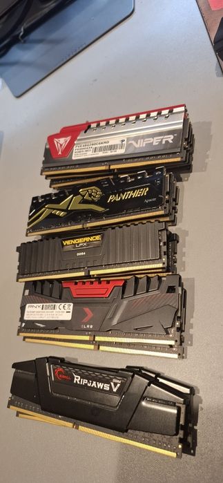 DDR4 Ram - rozne kości