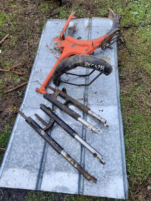 WSK 125 rama komar części