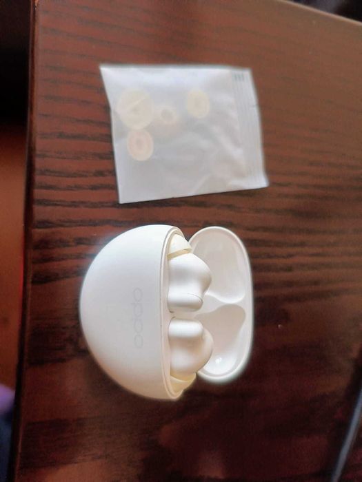 Oppo Enco Buds 2 бездротові навушники