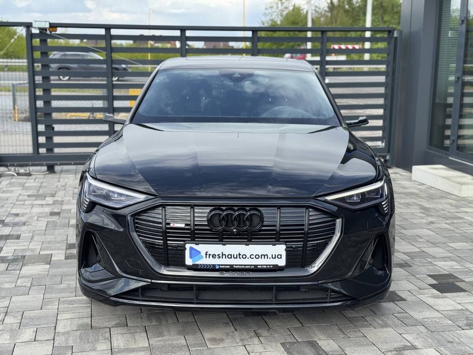 Audi e-tron 2020 freshauto