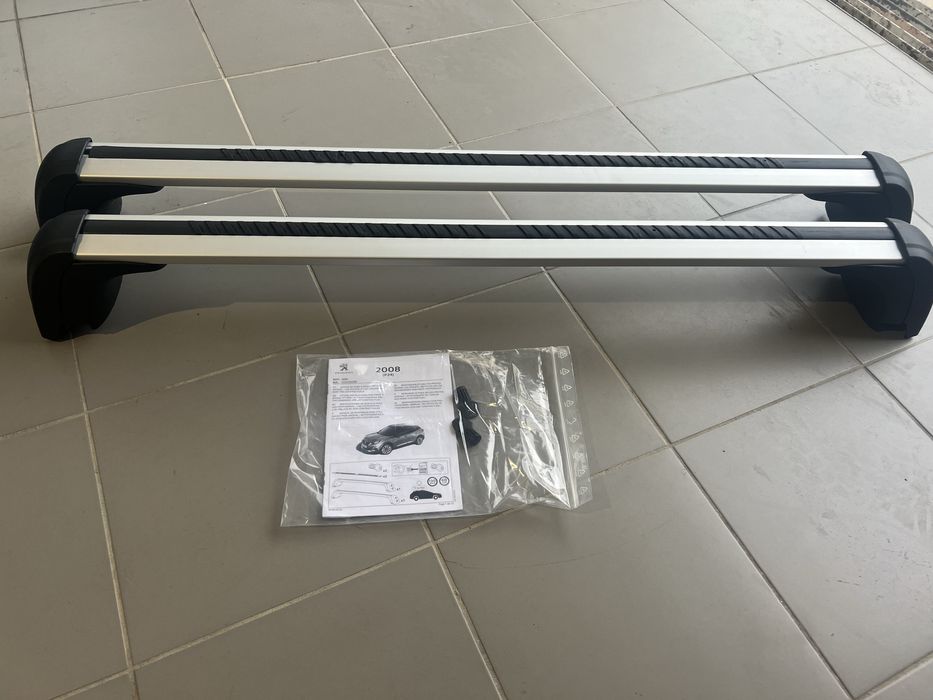 Barras de tejadilho originais Peugeot 2008