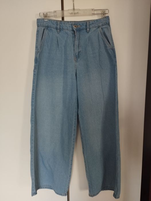 Niebieskie spodnie jeansowe damskie denim szeroka nogawka Sinsay S