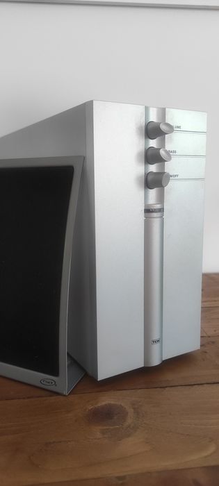 Subwoofer i 2 głośniki